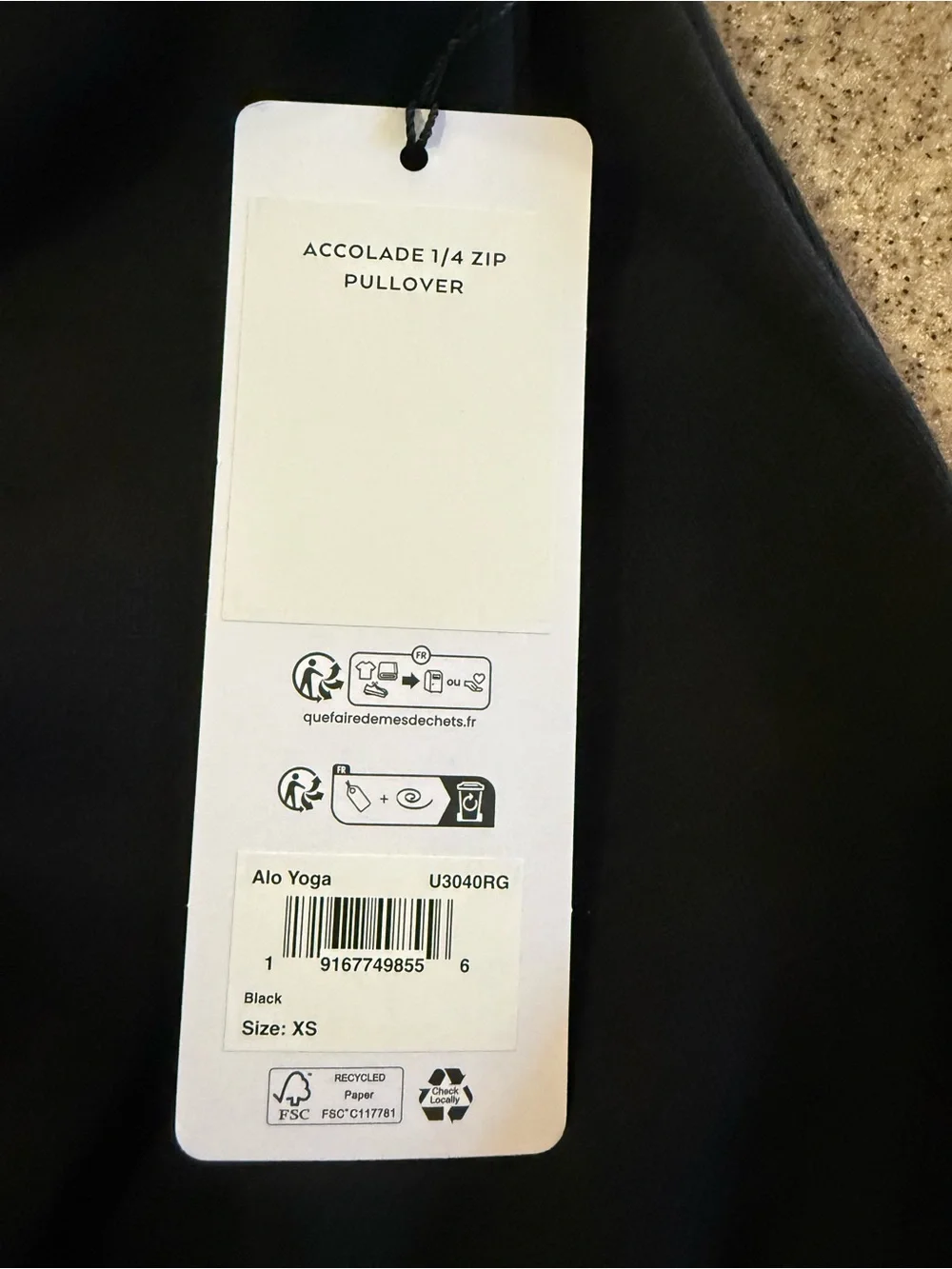 MSRP $148…..ALO Yoga Black Half-Zip Sweatshirt